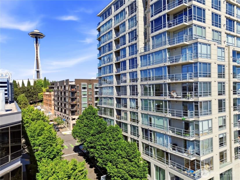 Property photo for 2929 1st Avenue #817, Seattle photo 37