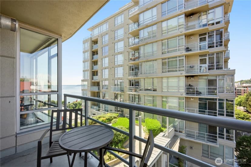 Property photo for 2929 1st Avenue #817, Seattle photo 12