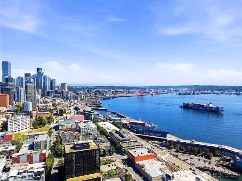 Property photo for 2929 1st Avenue #817, Seattle photo 36
