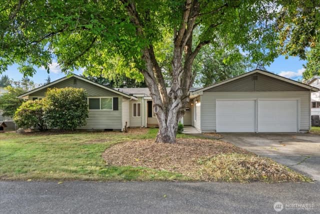 Property photo for 1235 23rd Street Se, Auburn