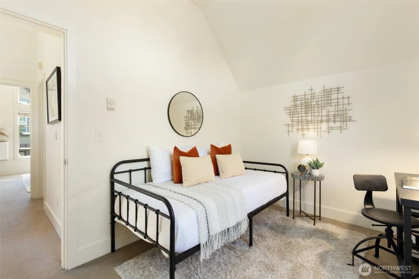 Property photo for 6318 5th Avenue Ne #c, Seattle photo 16