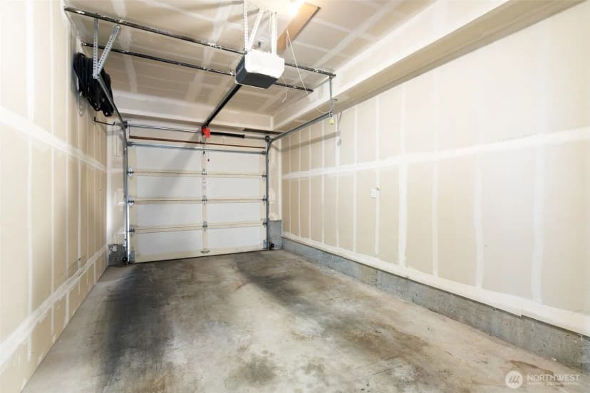 Property photo for 6318 5th Avenue Ne #c, Seattle photo 21