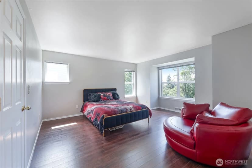 Property photo for 11520 Maple Court, Mukilteo photo 15