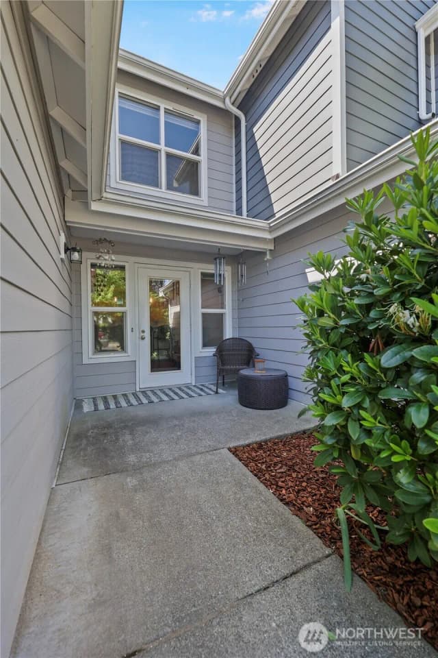 Property photo for 11520 Maple Court, Mukilteo photo 2
