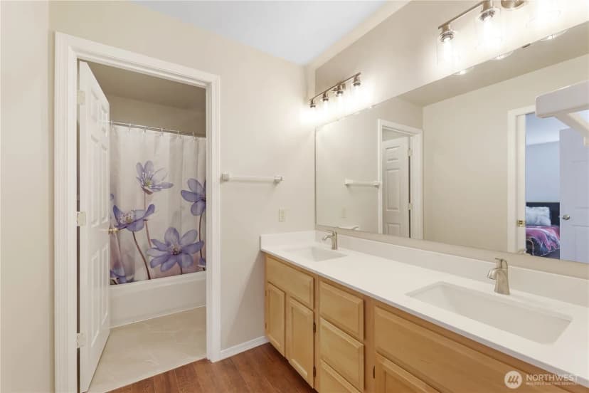 Property photo for 11520 Maple Court, Mukilteo photo 17