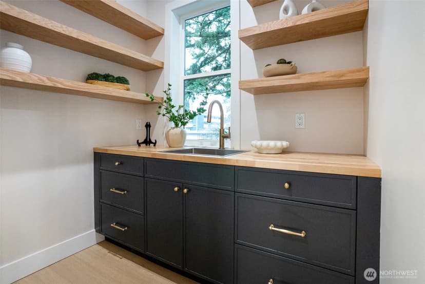 Property photo for 18607 104th Avenue Ne #b, Bothell photo 14
