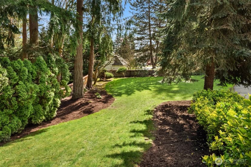 Property photo for 13214 180th Avenue Ne, Redmond photo 23