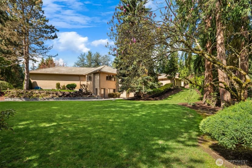 Property photo for 13214 180th Avenue Ne, Redmond photo 21