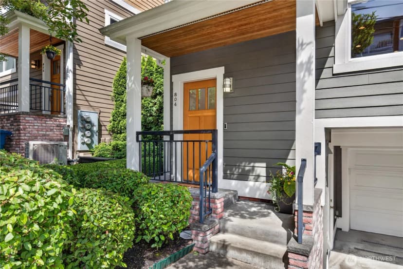 Property photo for 804 3rd Avenue N, Seattle