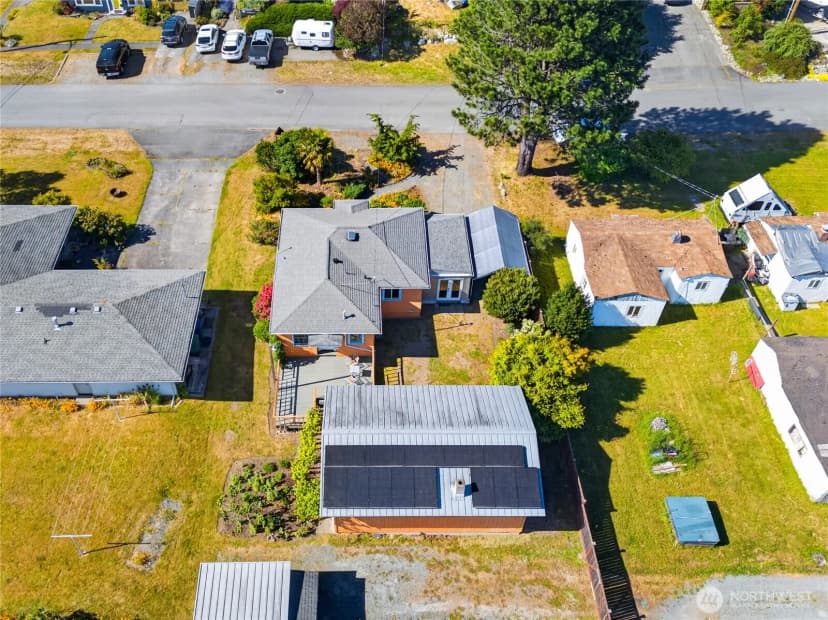 Property photo for 2009 11th Street, Anacortes photo 5