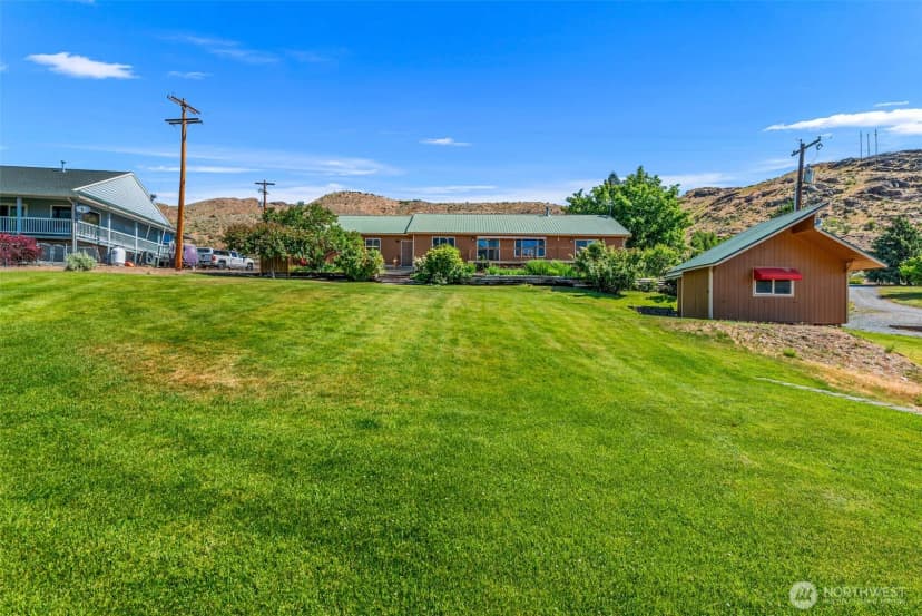 Property photo for 105 Bill Shaw Road, Pateros photo 33