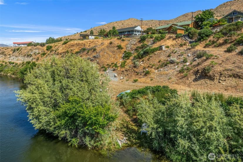 Property photo for 105 Bill Shaw Road, Pateros photo 32