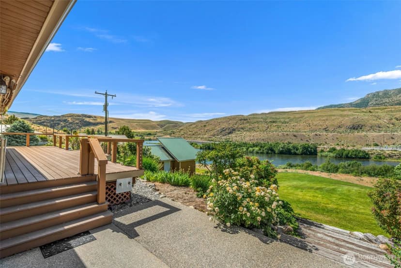 Property photo for 105 Bill Shaw Road, Pateros photo 26