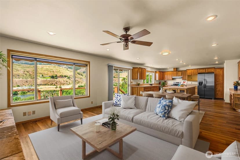 Property photo for 105 Bill Shaw Road, Pateros photo 6