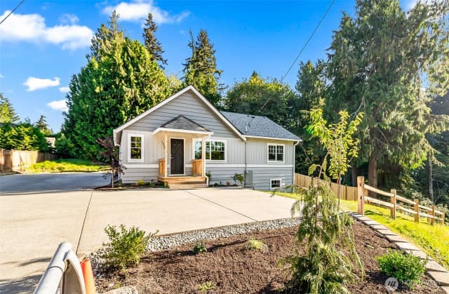 Property photo for 1526 W Mukilteo Blvd #a, Everett photo 2
