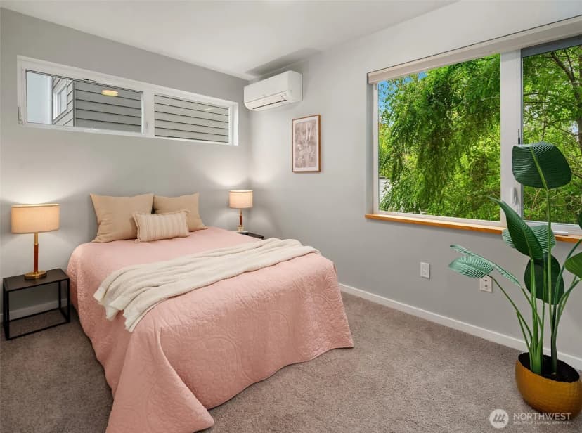 Property photo for 7154 44th Avenue S, Seattle photo 14