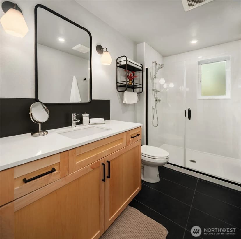 Property photo for 7154 44th Avenue S, Seattle photo 15