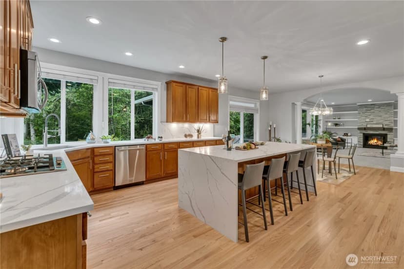 Property photo for 19220 5th Street E, Lake Tapps photo 9