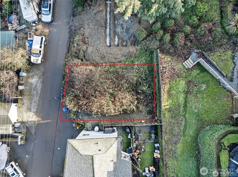 Property photo for 6726 Soundview Drive Ne, Tacoma photo 2