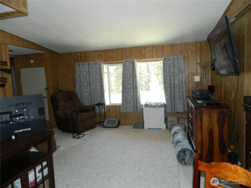 Property photo for 16 Summit Lake Road, Tonasket photo 15
