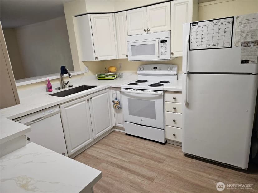 Property photo for 13306 Se 272nd Street #h103, Kent photo 5
