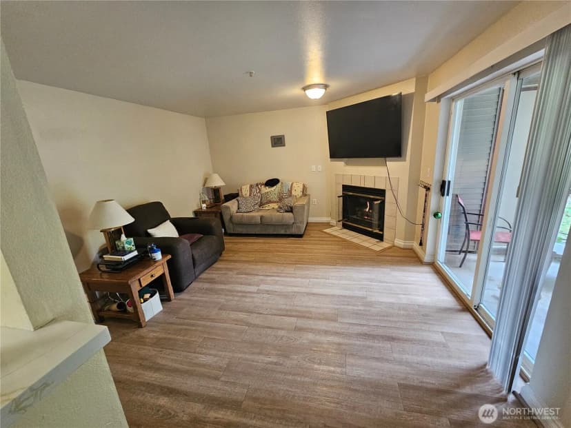Property photo for 13306 Se 272nd Street #h103, Kent photo 4
