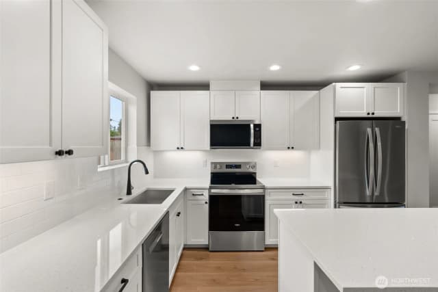 Property photo for 475 Garfield Ave E, Tenino photo 5