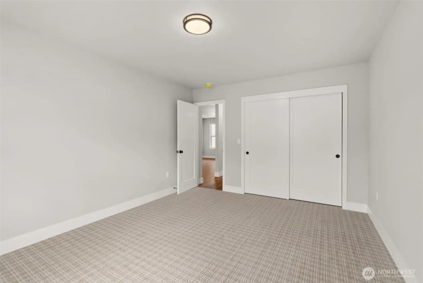 Property photo for 475 Garfield Ave E, Tenino photo 17