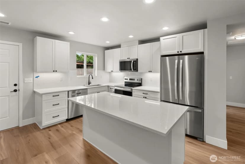 Property photo for 475 Garfield Ave E, Tenino photo 6