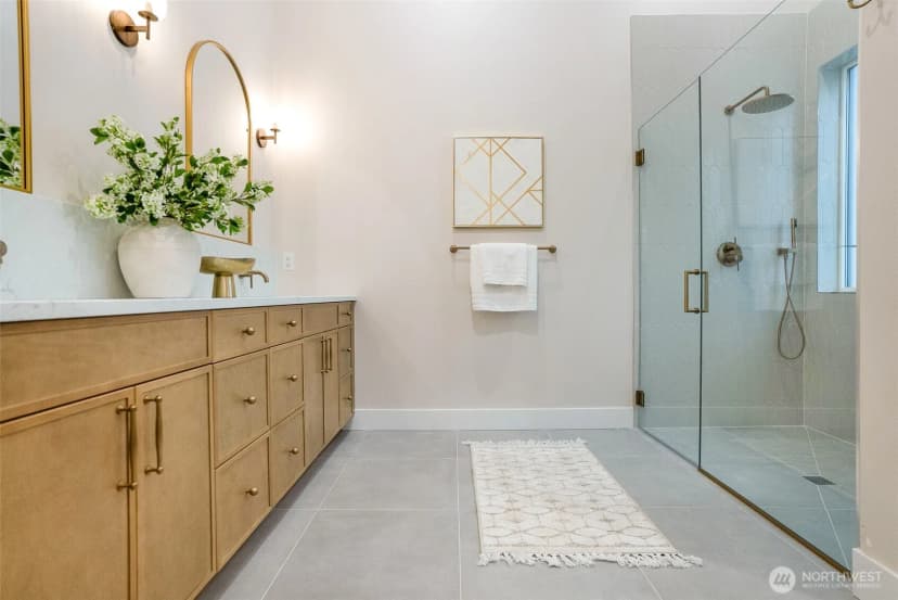 Property photo for 18607 104th Avenue Ne #a, Bothell photo 29