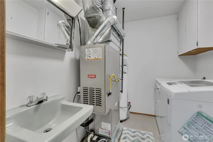 Property photo for 10510 Se 233rd Place, Kent photo 12