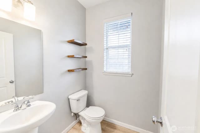 Property photo for 20133 E 19th Ave, Spanaway photo 5