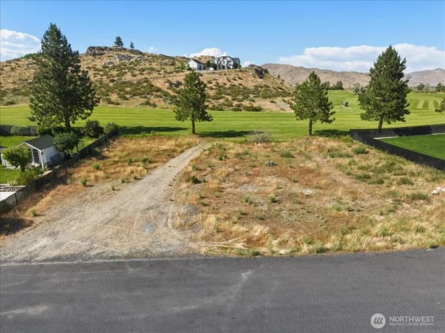 Property photo for 55 Long Drive, Pateros