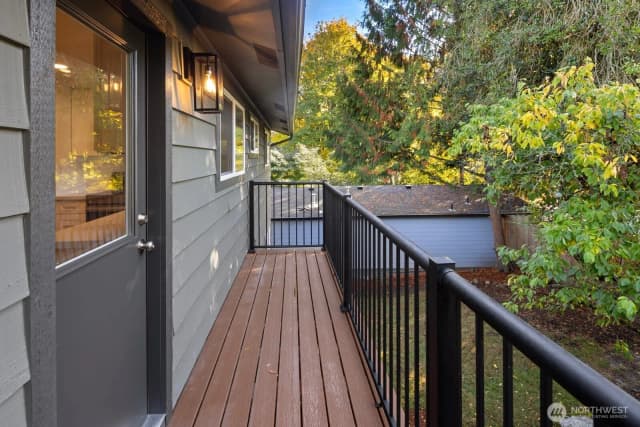 Property photo for 845 Kirkland Way, Kirkland photo 4