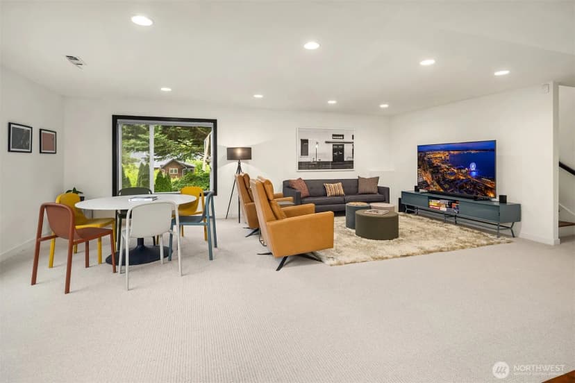 Property photo for 311 34th Avenue E, Seattle photo 32