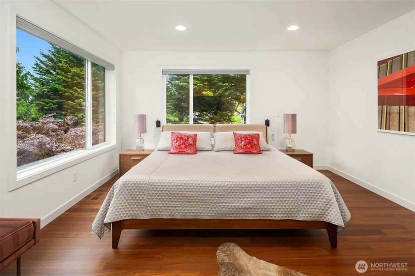 Property photo for 311 34th Avenue E, Seattle photo 21
