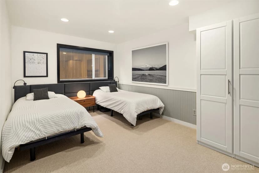 Property photo for 311 34th Avenue E, Seattle photo 34