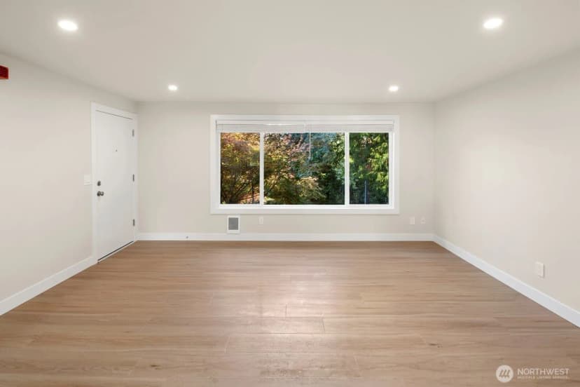 Property photo for 845 Kirkland Way, Kirkland photo 33