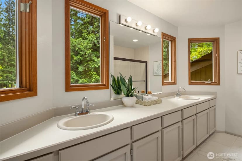 Property photo for 22542 Ne 46th Street, Redmond photo 25