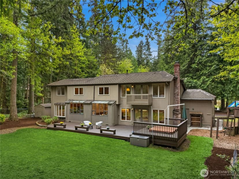 Property photo for 22542 Ne 46th Street, Redmond