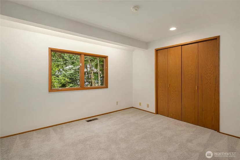 Property photo for 22542 Ne 46th Street, Redmond photo 29