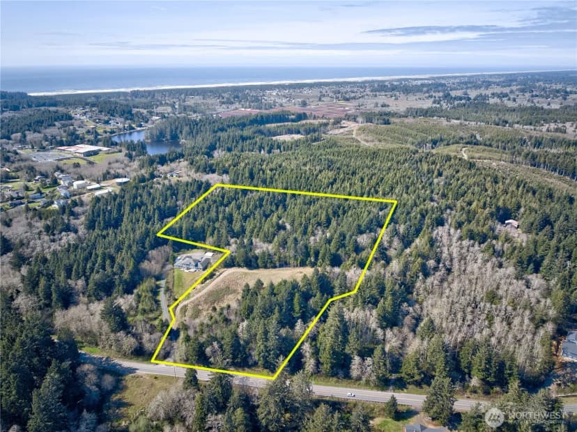 Property photo for 1740 State Route 101, Ilwaco photo 3