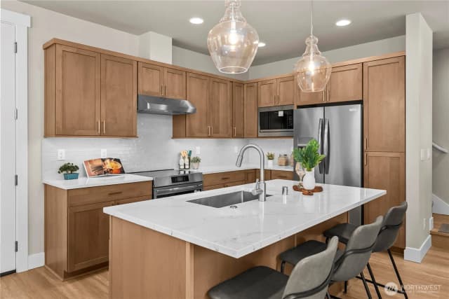 Property photo for 4265 Stossel Avenue #b, Carnation photo 3