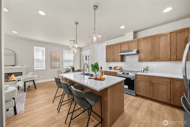 Property photo for 4265 Stossel Avenue #b, Carnation photo 2