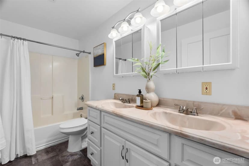 Property photo for 220 Grand Army, Westport photo 17