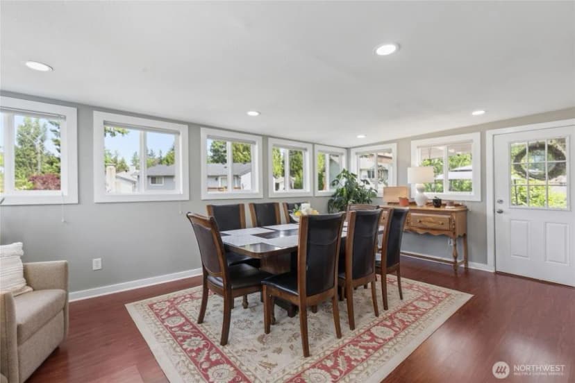 Property photo for 6878 Helena Drive Ne, Bremerton photo 25