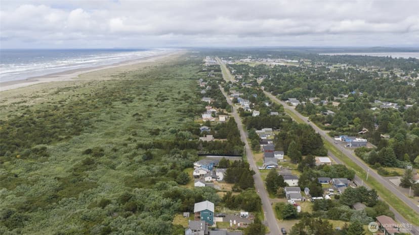 Property photo for 163 Sand Dune Avenue Nw, Ocean Shores photo 13