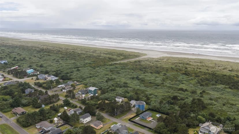 Property photo for 163 Sand Dune Avenue Nw, Ocean Shores photo 5