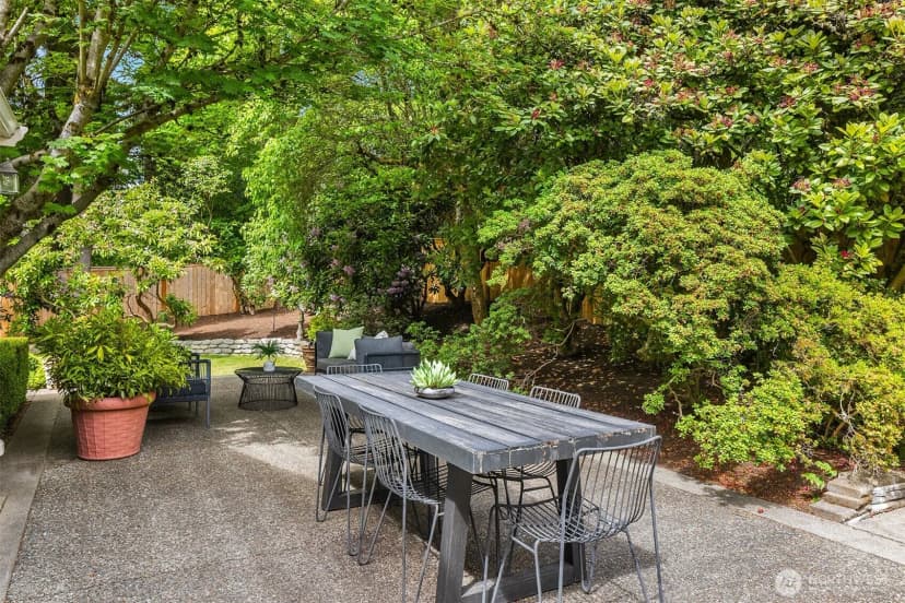 Property photo for 8914 Se 56th Street, Mercer Island photo 32