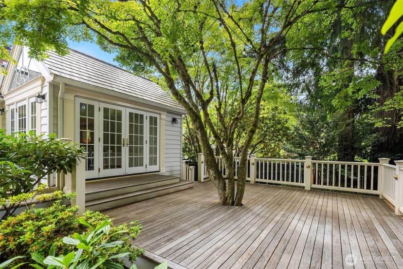 Property photo for 8914 Se 56th Street, Mercer Island photo 34